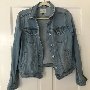 Universal Thread Jean Jacket size M